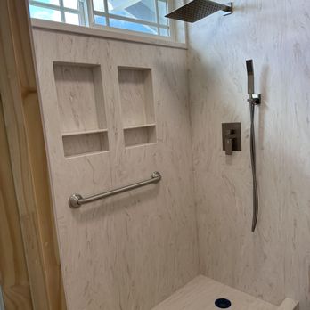 Naka's Marble - I love how it is wrapped around our window too. - Kitchen & Bath Near Me - Honolulu, Hawaii