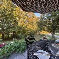 Elderberry Pond Restaurant - Exterior patio dining