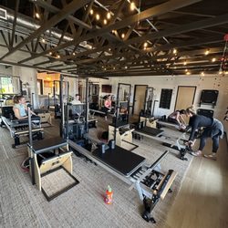 Makai Fitness -  Pilates Yoga Wellness - Pilates Party ready to start!
