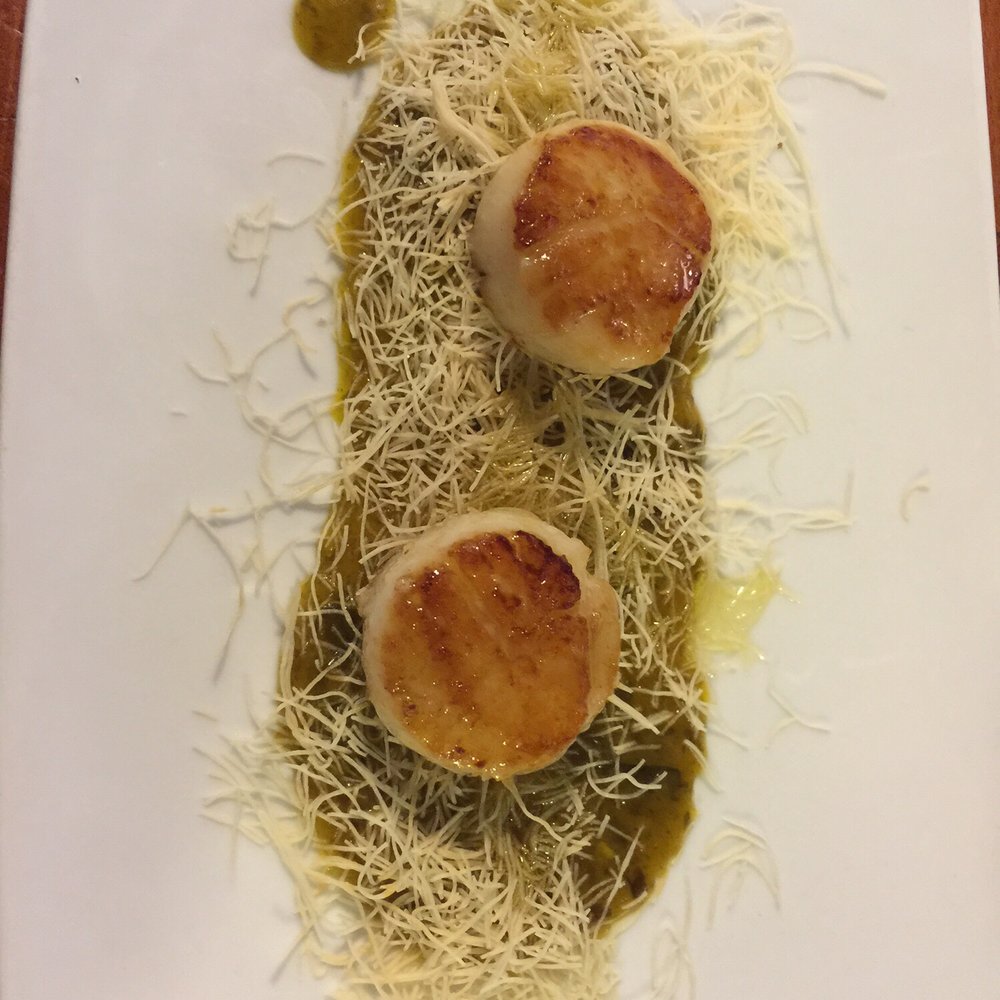 Eslava - Scallops in seaweed sauce - Tapas Bars Near Me - Seville, SE