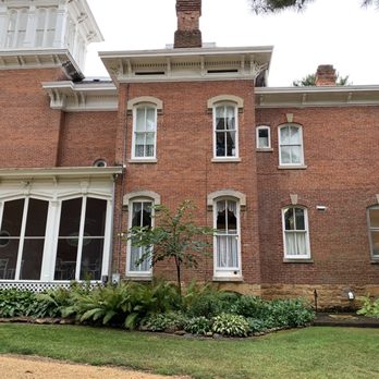 Pinehill Inn - Exterior - Bed & Breakfast Near Me - Oregon, Illinois