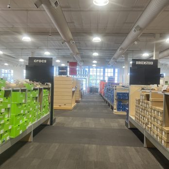 DSW Designer Shoe Warehouse - Shoe Stores Near Me - Tucson, Arizona