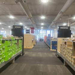 DSW Designer Shoe Warehouse