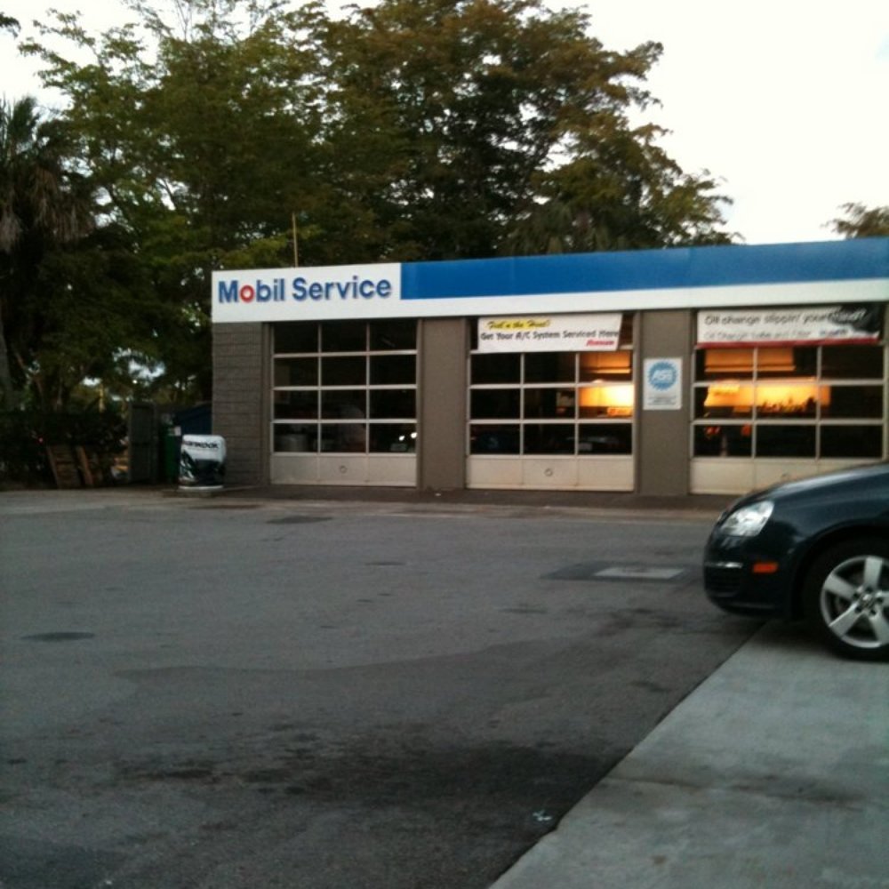 Mobil Crossings Servicenter - Mobil service station - Gas Stations Near Me - Miami, Florida Mobil Crossings Servicenter - Mobil service station - Gas Stations Near Me - Miami, Florida