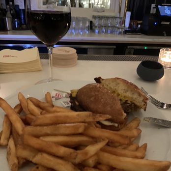 Rose Tavern - The brisket burger is delicious. - Wine Bars Near Me - Canandaigua, New York Rose Tavern - The brisket burger is delicious. - Wine Bars Near Me - Canandaigua, New York