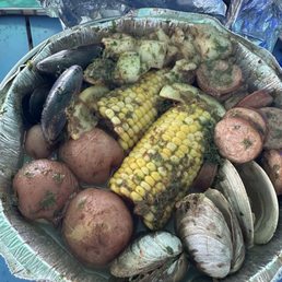 Ht's Seafood Boil in Foil