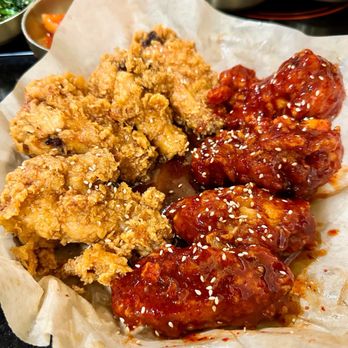 Mugunghwa - Chicken Wings Half & Half (Soy Garlic/Spicy) - Korean Near Me - Oakland, California Mugunghwa - Chicken Wings Half & Half (Soy Garlic/Spicy) - Korean Near Me - Oakland, California