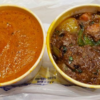 Momo N Curry - Butter chicken (left), lamb kadai (right). - Indian Near Me - Concord, California