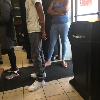Shareef's House of Wraps - The line out the door tells you how good the food is! - Halal Near Me - Baltimore, Maryland