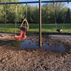 Okolona Park - Swampy mess. Where it looks dry - it's not! You sink right in!  yes we even tried the other spots all were soaked.