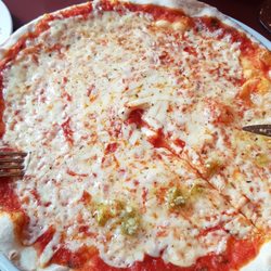Trattoria bei Dino - Pizza Margarita - Die Königin der Pizzen