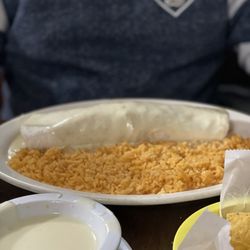 Los Tres Mexican Bar And Grill - Fajita burrito