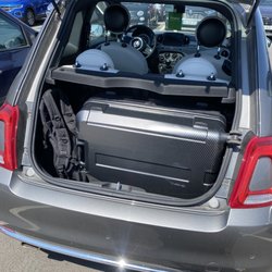 Europcar - American suitcase vs. European car