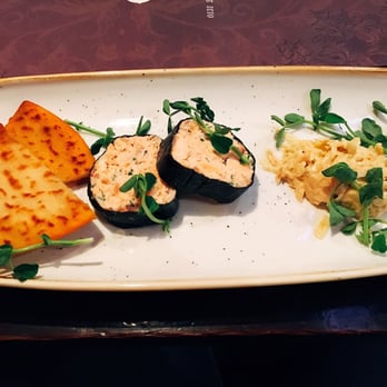 Ghillie Dhu - Rillettes of lobster and roast smoke salmon with preserved lemon, remoulade, and tattie scone - Pubs Near Me - Edinburgh, EDH Ghillie Dhu - Rillettes of lobster and roast smoke salmon with preserved lemon, remoulade, and tattie scone - Pubs Near Me - Edinburgh, EDH