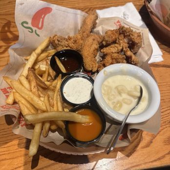 Chili's - Crispy Chicken Crispers Combo - Tex-Mex Near Me - Modesto, California Chili's - Crispy Chicken Crispers Combo - Tex-Mex Near Me - Modesto, California
