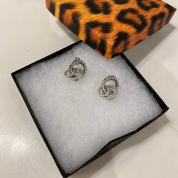 Beautiful selection of earrings, shoes, apparel! Love this store, absolutely recommend!