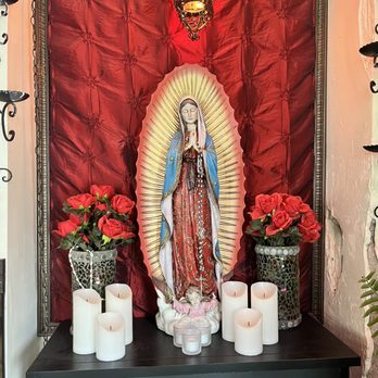 Revolucion - Mexican Near Me - Indianapolis, Indiana