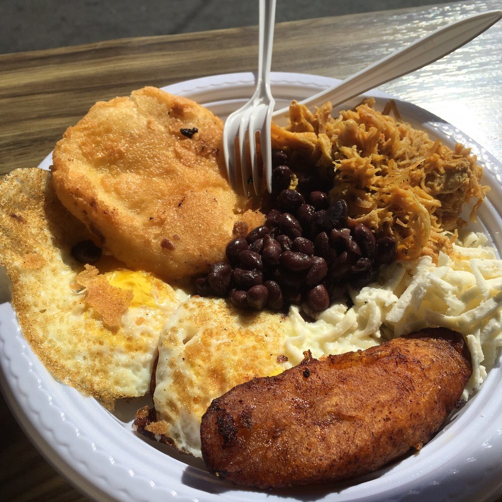 Los Chamos Arepas - Venezuelan Near Me - Carolina, Puerto Rico Los Chamos Arepas - Venezuelan Near Me - Carolina, Puerto Rico