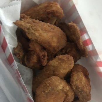Crown Fried Chicken - Chicken wings - American Near Me - Philadelphia, Pennsylvania Crown Fried Chicken - Chicken wings - American Near Me - Philadelphia, Pennsylvania