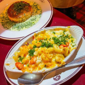Drake's - Lobster mac'n'cheese - New American Near Me - Dallas, Texas Drake's - Lobster mac'n'cheese - New American Near Me - Dallas, Texas