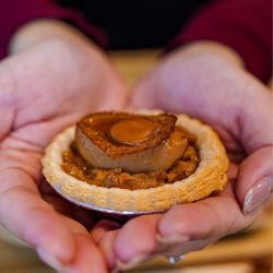 Sue Fung's Dim Sum Canteen - Baked Abalone Tart w Minced Pork / IG: Ayenomz