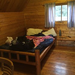 Kennebec KOA - Full size bed in Custer cabin