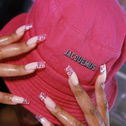 Chloe's Shade Room - Water nails are viral currently