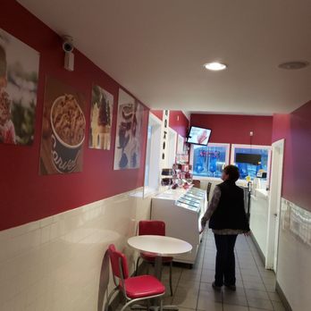 Carvel - Someone got in my shot - Desserts Near Me - Naugatuck, Connecticut Carvel - Someone got in my shot - Desserts Near Me - Naugatuck, Connecticut