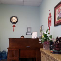 Asian Massage - That's Linda behide the counter...