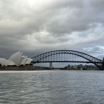 Mrs Macquarie's Chair - Landmarks & Historical Buildings Near Me - Sydney, NSW Mrs Macquarie's Chair - Landmarks & Historical Buildings Near Me - Sydney, NSW