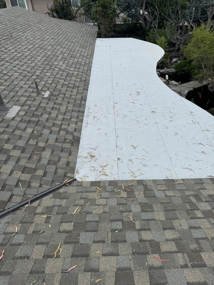 Slide of Perez Roofing