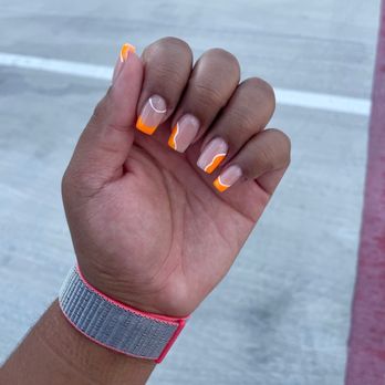 TJ Nails Spa - Acrylic Set w/ Design - Nail Salons Near Me - Leander, Texas