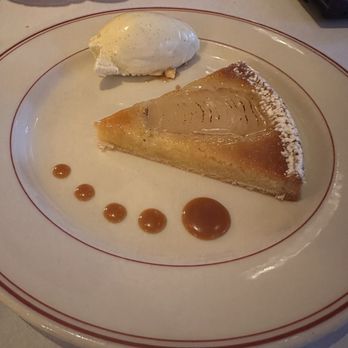 Le Diplomate - Pear tarte - Brasseries Near Me - Washington, DC, District of Columbia