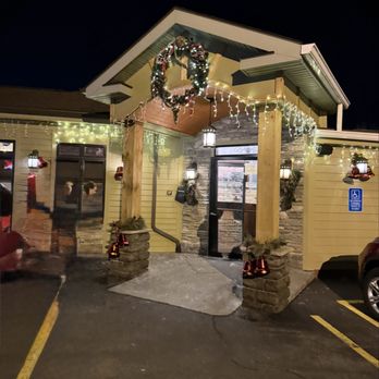 Santangelo's Restaurant - Entrance - Italian Near Me - Liverpool, New York Santangelo's Restaurant - Entrance - Italian Near Me - Liverpool, New York