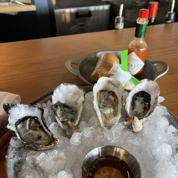 Half Shell - Bars Near Me - Seattle, Washington