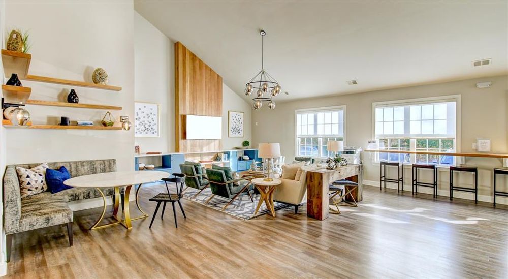 INDIGO APARTMENTS Updated August 2024 89 Photos & 11 Reviews 100