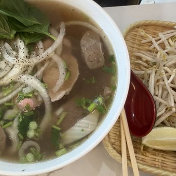 Banh Mi Factory & Pho - P1. Pho Combo - Pho Dac Biet - Vietnamese Near Me - Sewell, New Jersey