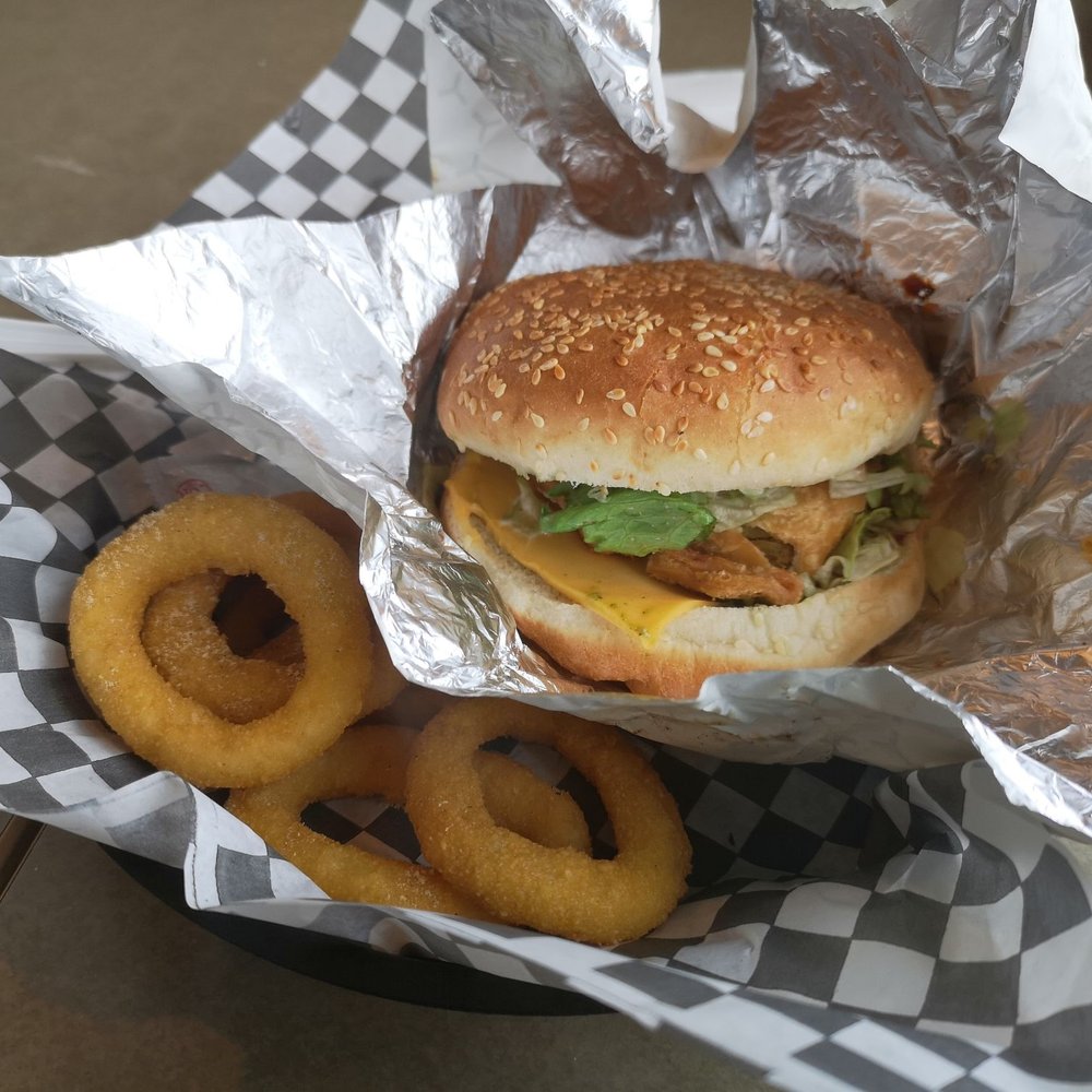 Veggie Planet - Samosa Burger - Vegetarian Near Me - Mississauga, Ontario