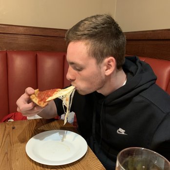Giordano's - My Sons first taste of Chicago style pizza - Pizza Near Me - Chicago, Illinois Giordano's - My Sons first taste of Chicago style pizza - Pizza Near Me - Chicago, Illinois