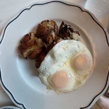 Johnny’s - 2 Over Easy Eggs & Johnnys Potato's (Sides) - Breakfast & Brunch Near Me - San Mateo, California