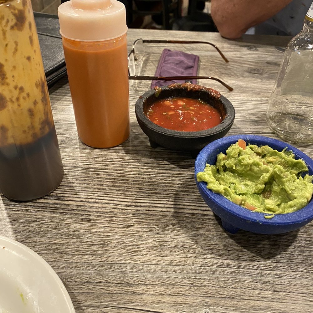 Salsa's Restaurant - Extra spicy sauces in squeeze bottles very good - Mexican Near Me - Cathedral City, California Salsa's Restaurant - Extra spicy sauces in squeeze bottles very good - Mexican Near Me - Cathedral City, California