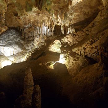 Luray Caverns - Museums Near Me - Luray, Virginia