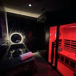 SweatHouz - Inside the private suite