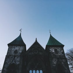 Stavanger Domkirke - Domkirken, sett fra Breiavannet.