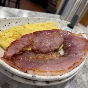 Golden Egg Pancake House - Breakfast & Brunch Near Me - Surfside Beach, South Carolina Golden Egg Pancake House - Breakfast & Brunch Near Me - Surfside Beach, South Carolina