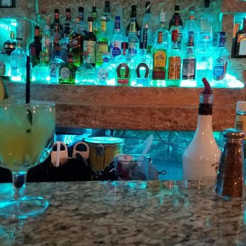 Mariachis de Jalisco - Great little bar area. - Mexican Near Me - Georgetown, Texas