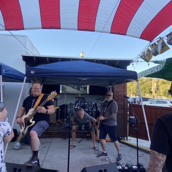 Temecula Wine & Beer Garden - Tons of fun with these guys! American Patriot Band (not a political org) - Bars Near Me - Temecula, California Temecula Wine & Beer Garden - Tons of fun with these guys! American Patriot Band (not a political org) - Bars Near Me - Temecula, California