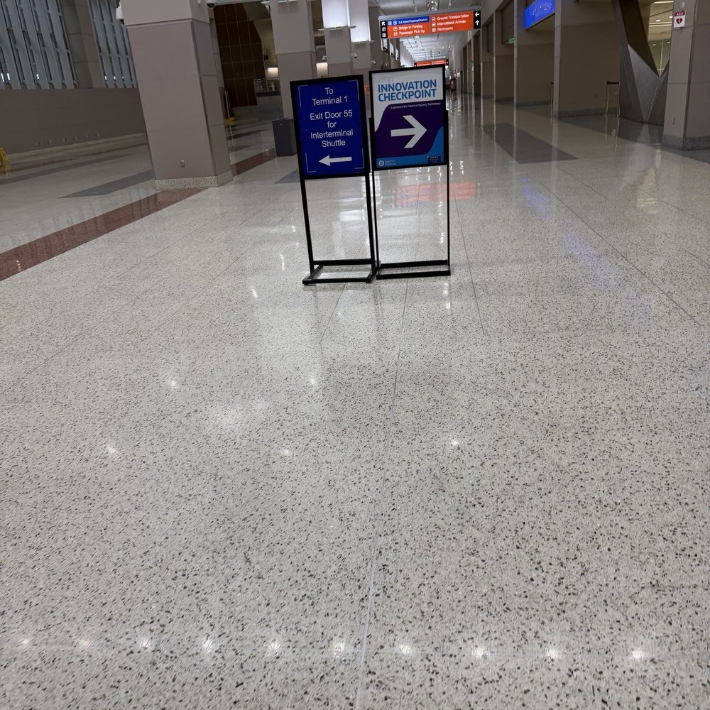 TSA Checkpoint - Terminal 3 - Mid level sign to get me to the basement level - Airport Terminals Near Me - Las Vegas, Nevada TSA Checkpoint - Terminal 3 - Mid level sign to get me to the basement level - Airport Terminals Near Me - Las Vegas, Nevada