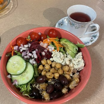 Thrive Diner - mediterranean bowl and orange tea - Vegan Near Me - Pittsfield, Massachusetts