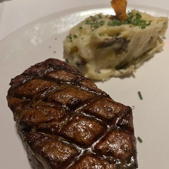 Chart House - Filet Mignon - Seafood Near Me - Stateline, Nevada